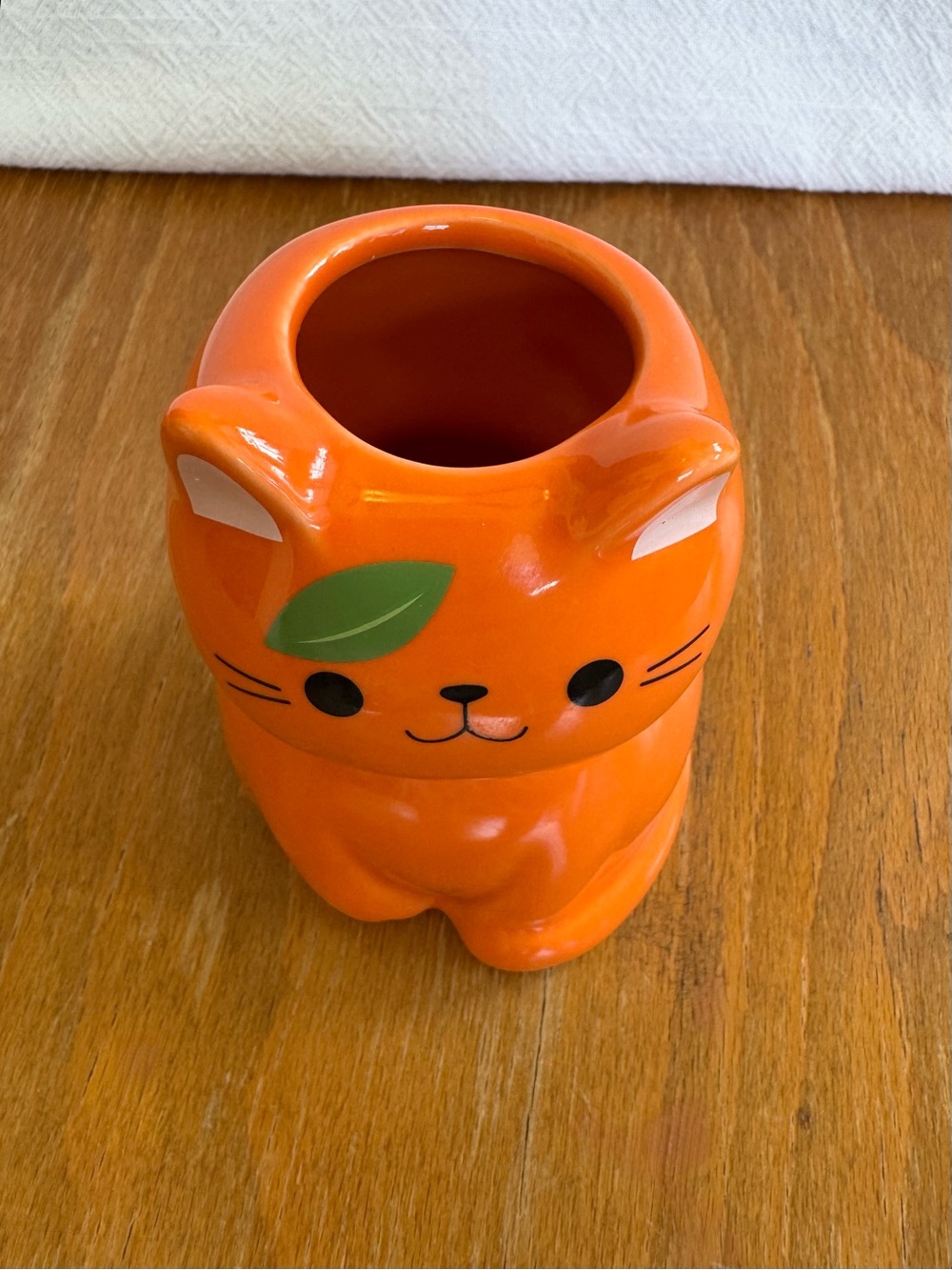“Tangy” Ceramic Pen Holder Cat Figurine. Animal Crossing” Video Game Series. New - Picture 12 of 13